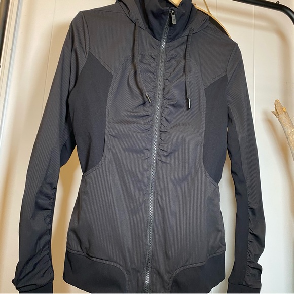 lululemon athletica Black Jacket - Picture 2 of 16